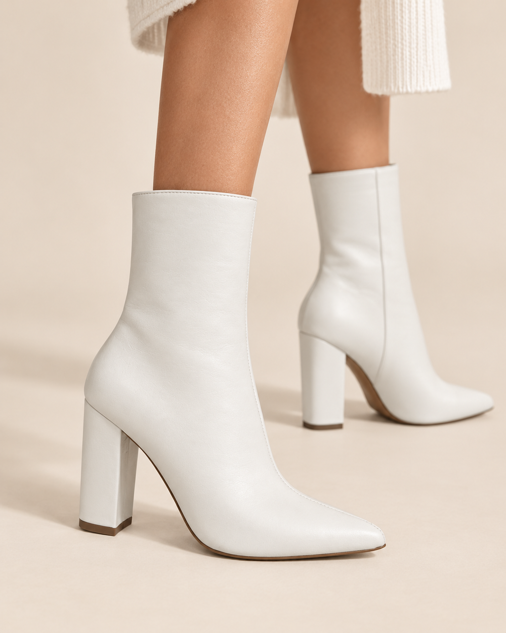 Girl On The Go | White