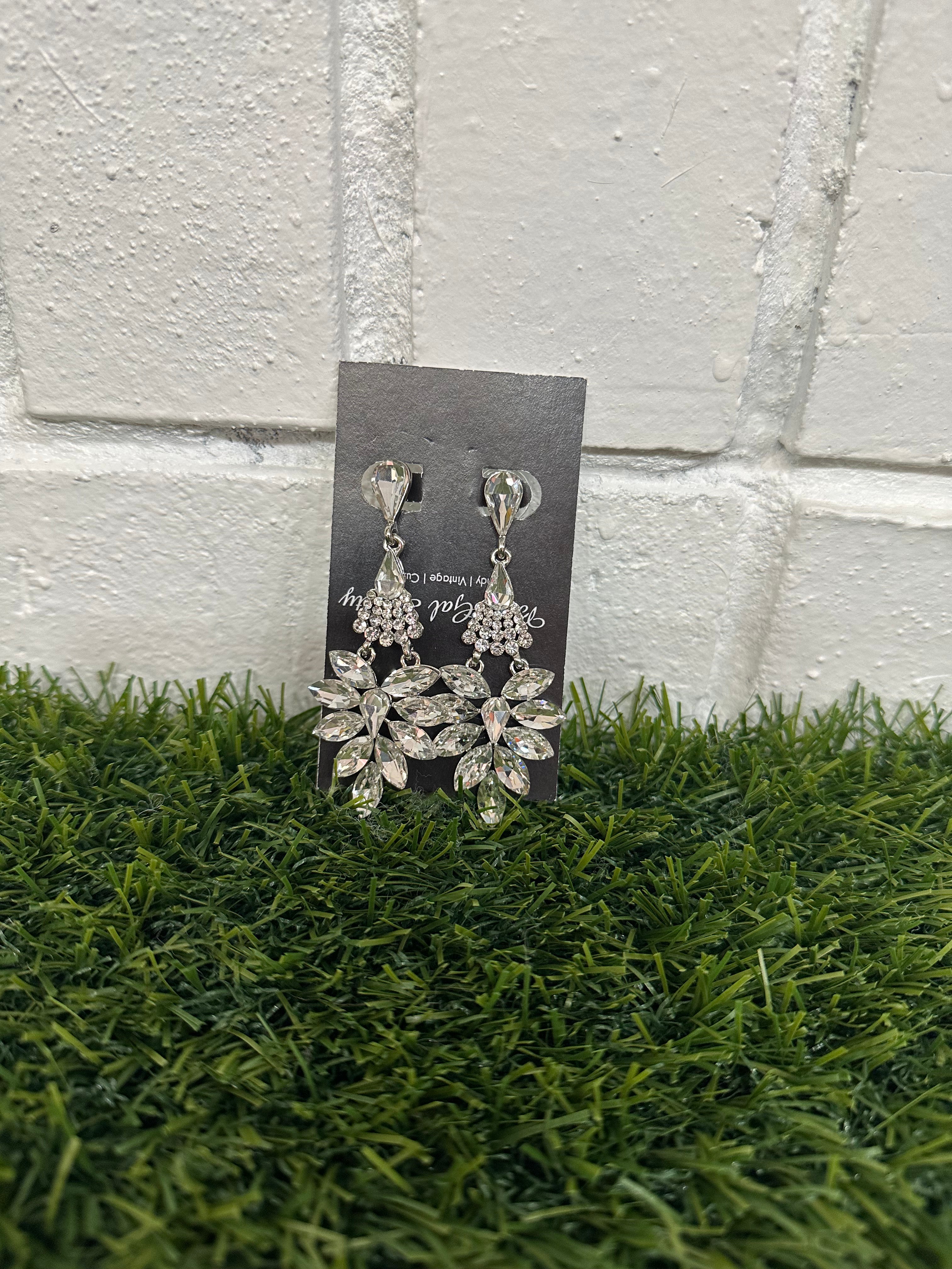 Chandelier Shoulder Brusher Earrings